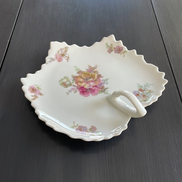 Limoges France Fruit Dish Handled Leaf Shaped - Picture 1 of 7